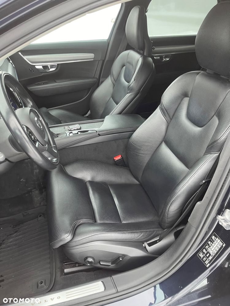 Volvo V90 D4 Momentum - 7