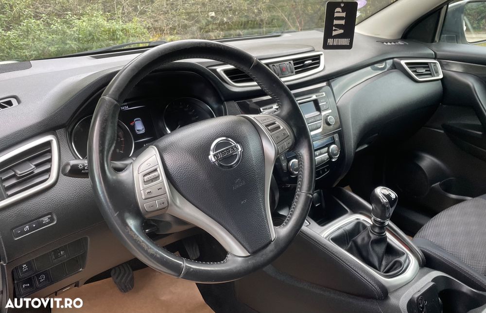 Nissan Qashqai 1.2 DIG-T TEKNA - 26