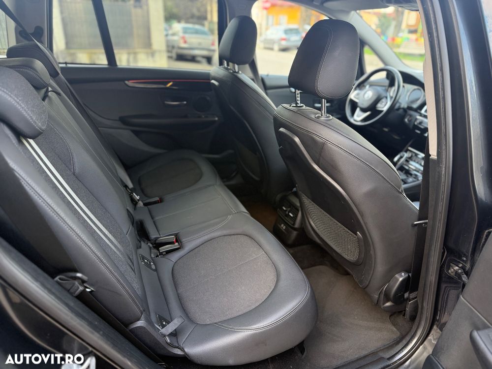 BMW Seria 2 218d Aut. Luxury Line - 9