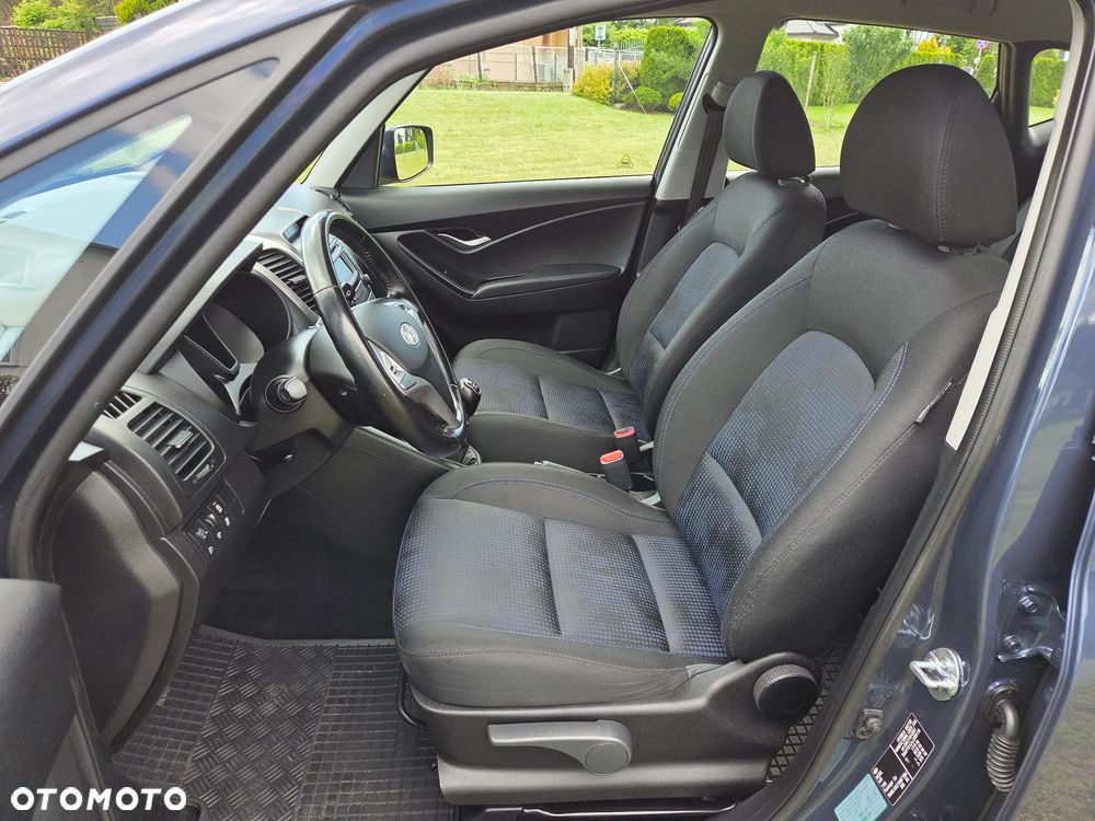 Hyundai ix20 1.4 blue - 17