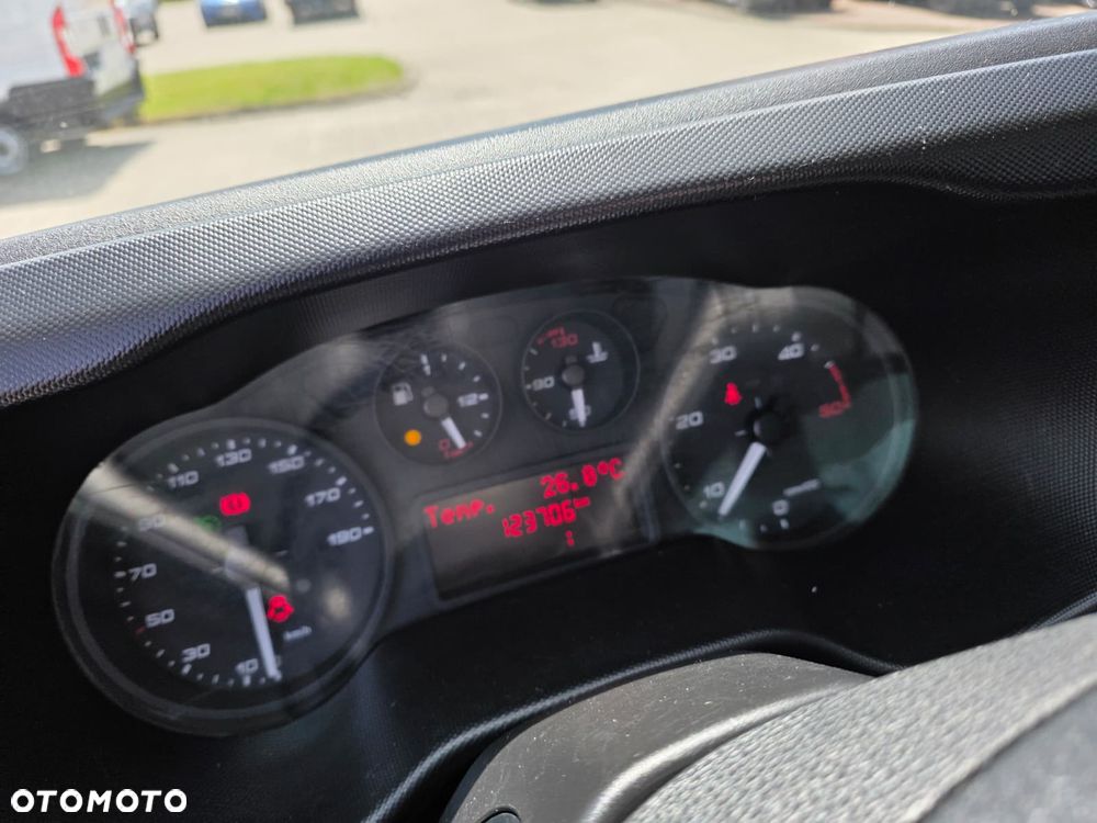 Iveco 35C16 Wywrotka Skrzynia narzędziowa ! Hak 3500 kg - 9