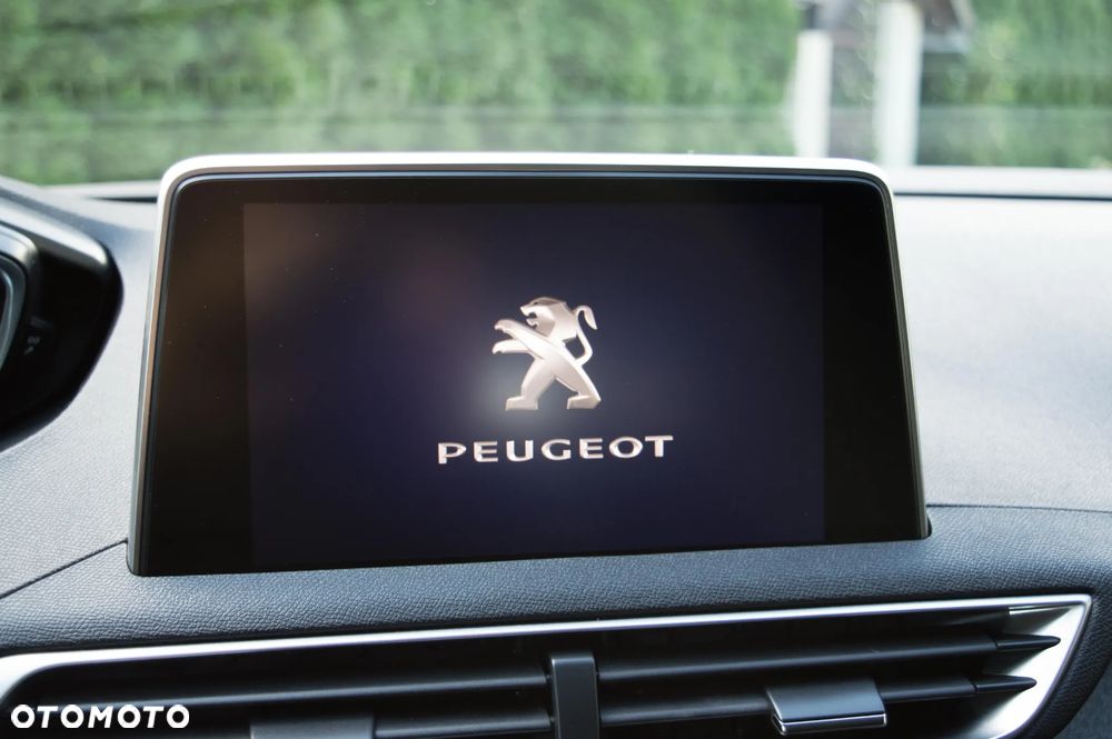 Peugeot 3008 2.0 HDi Allure - 18