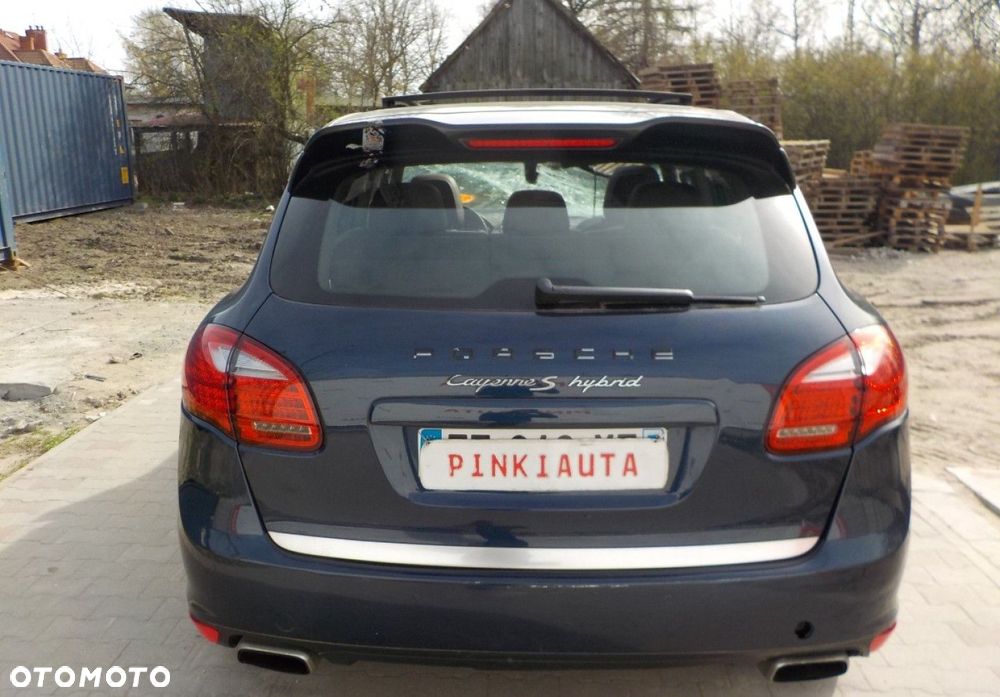 Porsche Cayenne - 12