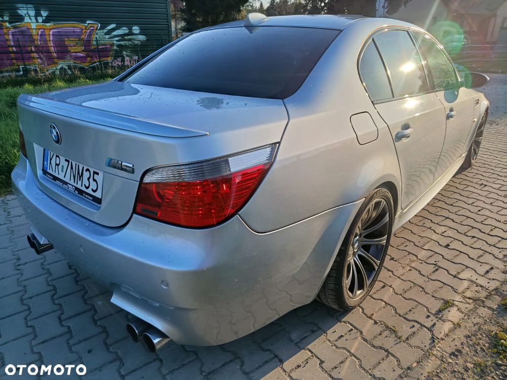 BMW M5 - 9