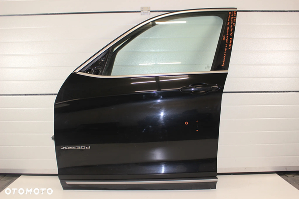 BMW X3 F25 DRZWI  475 black sapphire