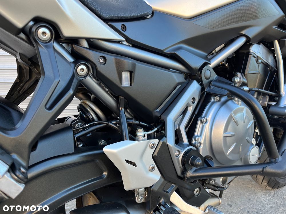 Kawasaki Z 650 - 24