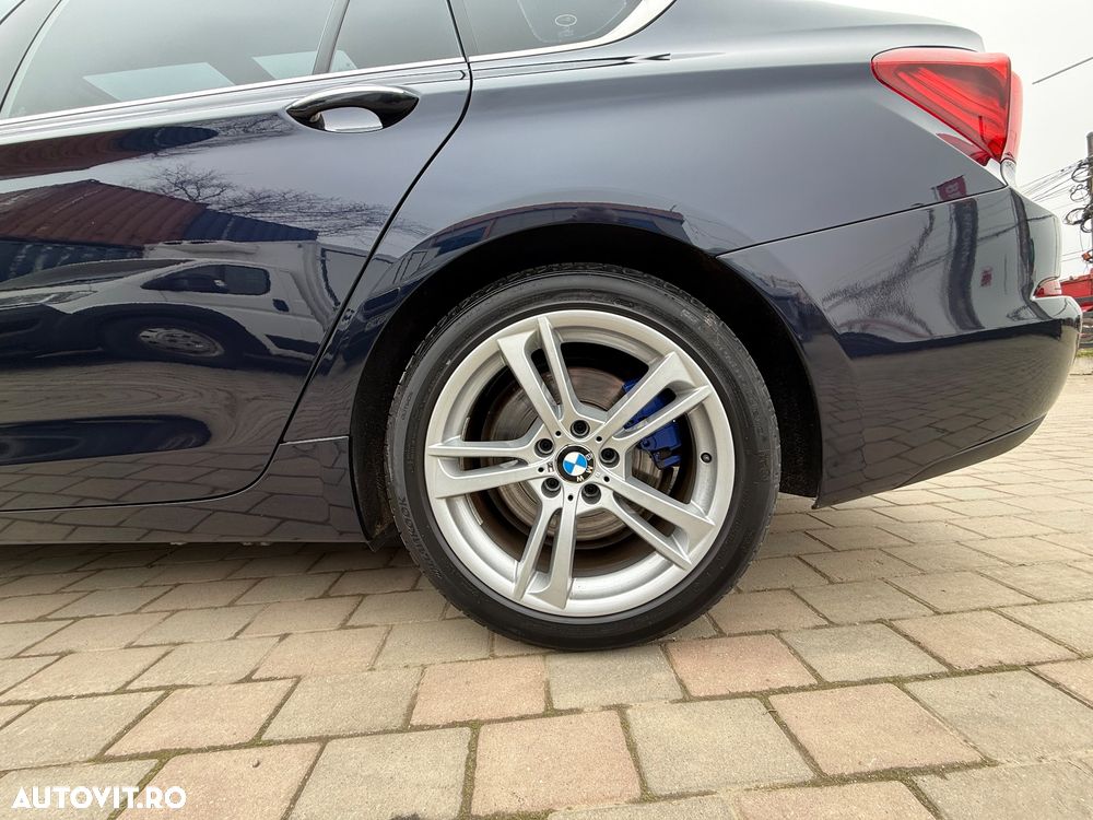 BMW Seria 5 530d xDrive Aut. - 27