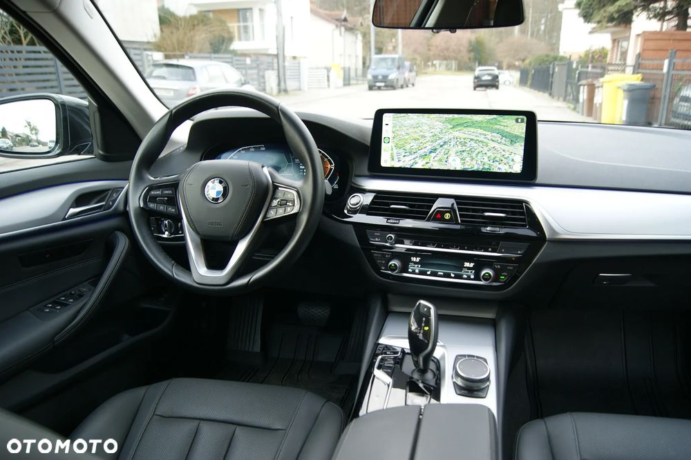 BMW Seria 5 - 10
