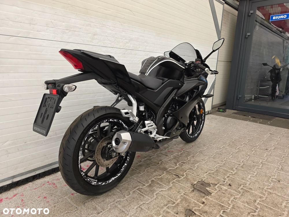 Yamaha MT - 21