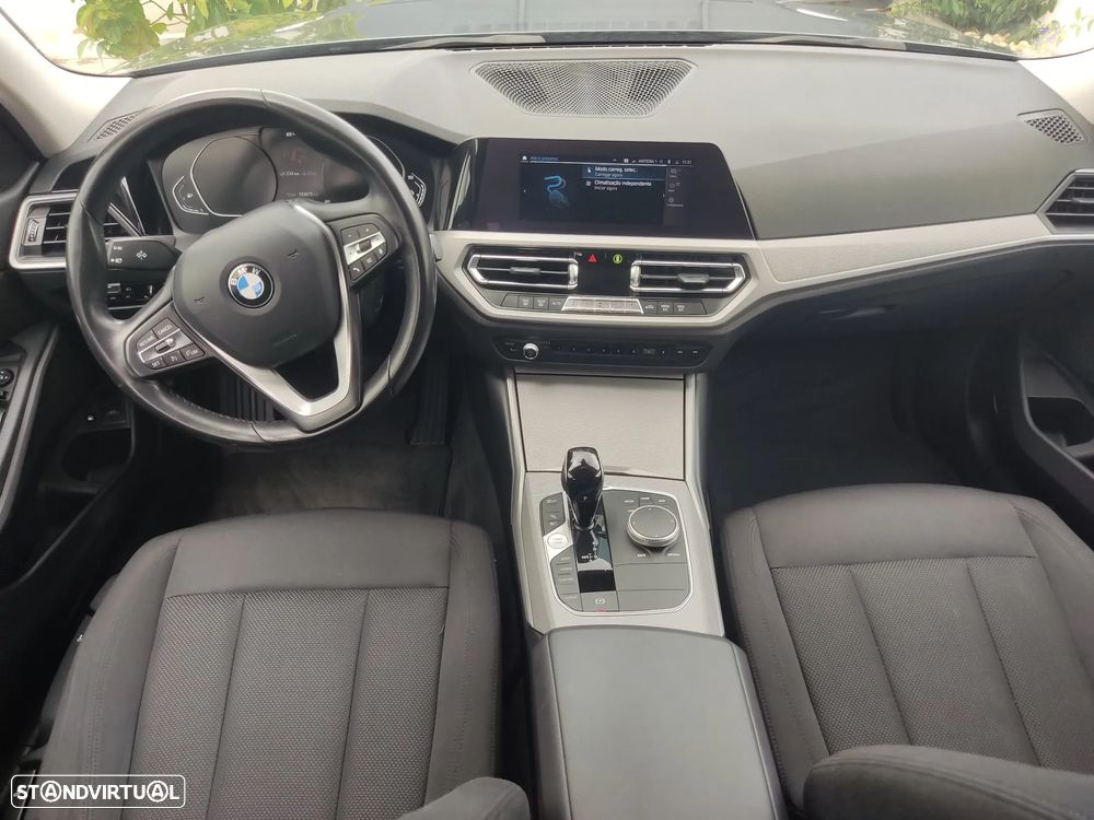 BMW 2000 - 18