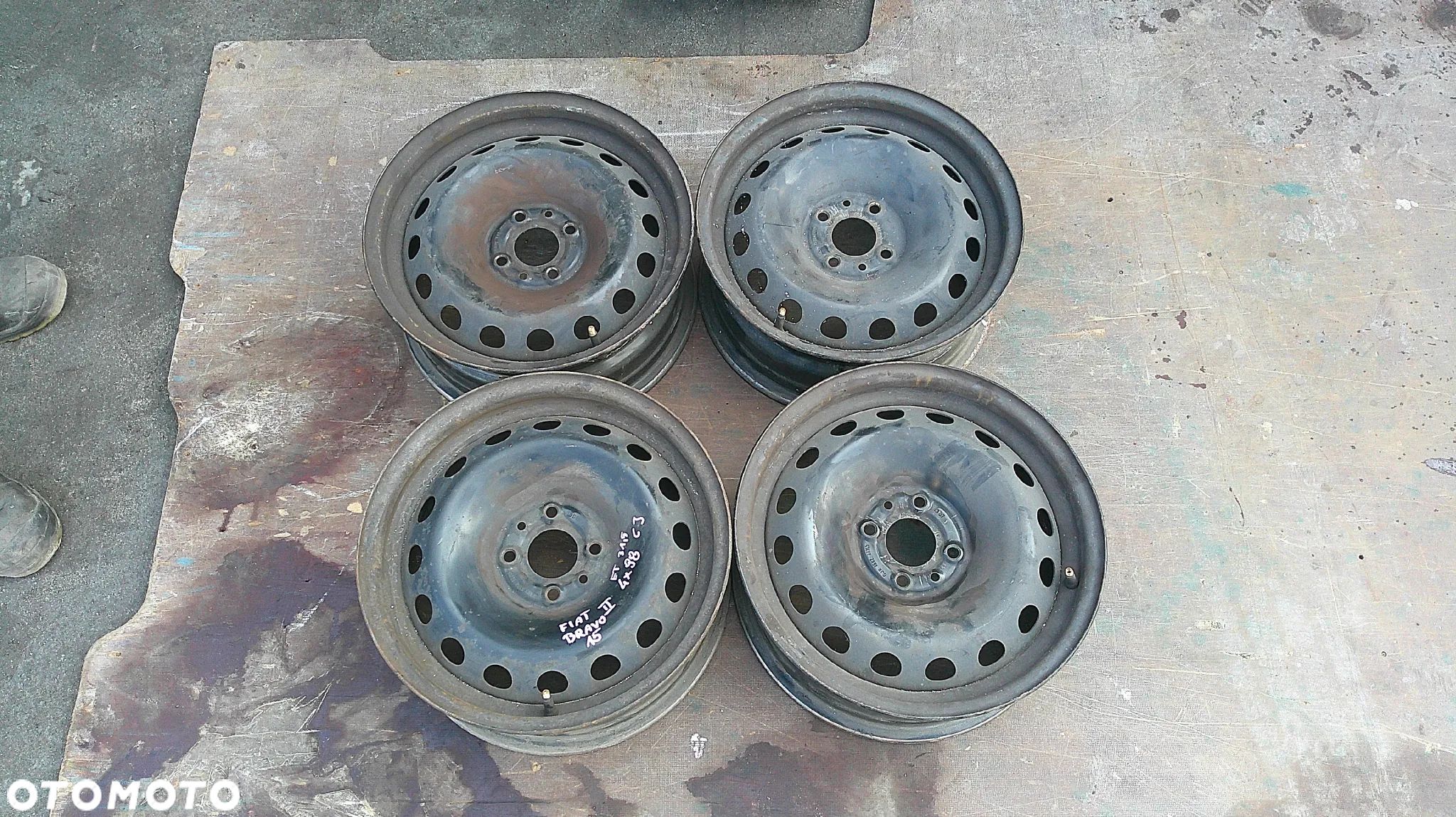 FIAT BRAVO II FELGI STALOWE 4X98 15 - 1
