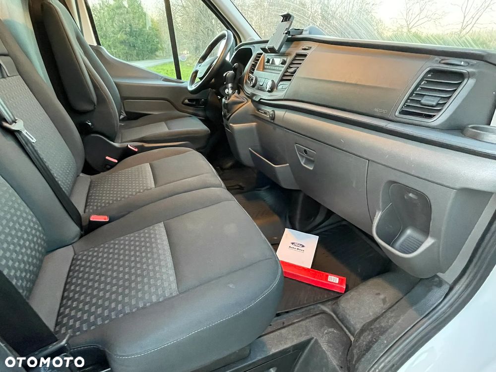 Ford TRANSIT - 11