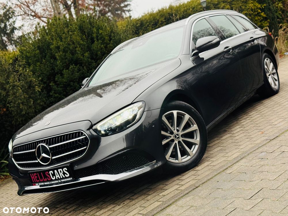 Mercedes-Benz Klasa E 200 9G-TRONIC Exclusive - 18