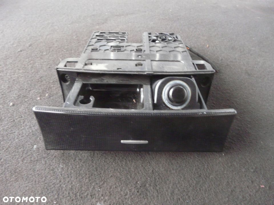 Popielniczka zapalniczka Mercedes ML 164 W164 - 1