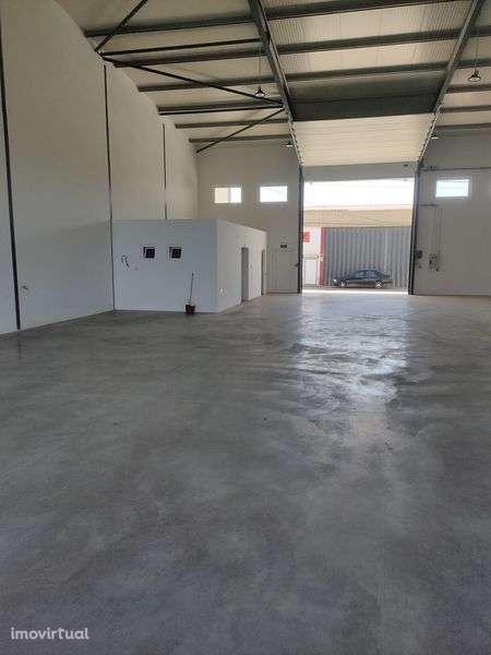 Espaço industrial - Grande imagem: 2/4