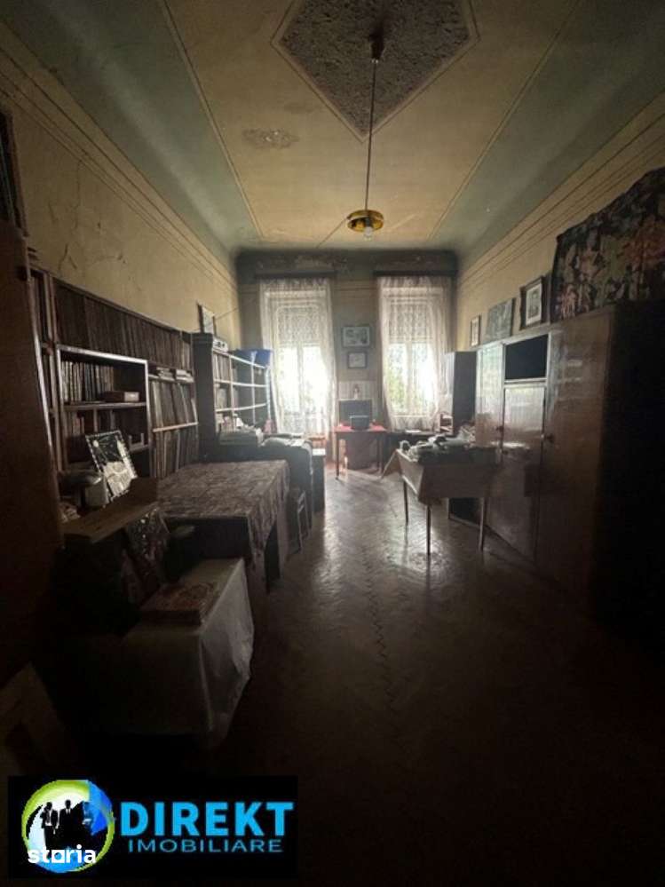 Apartament la casa ,  spatios , zona Ultracentrala - Imagine principală: 3/4