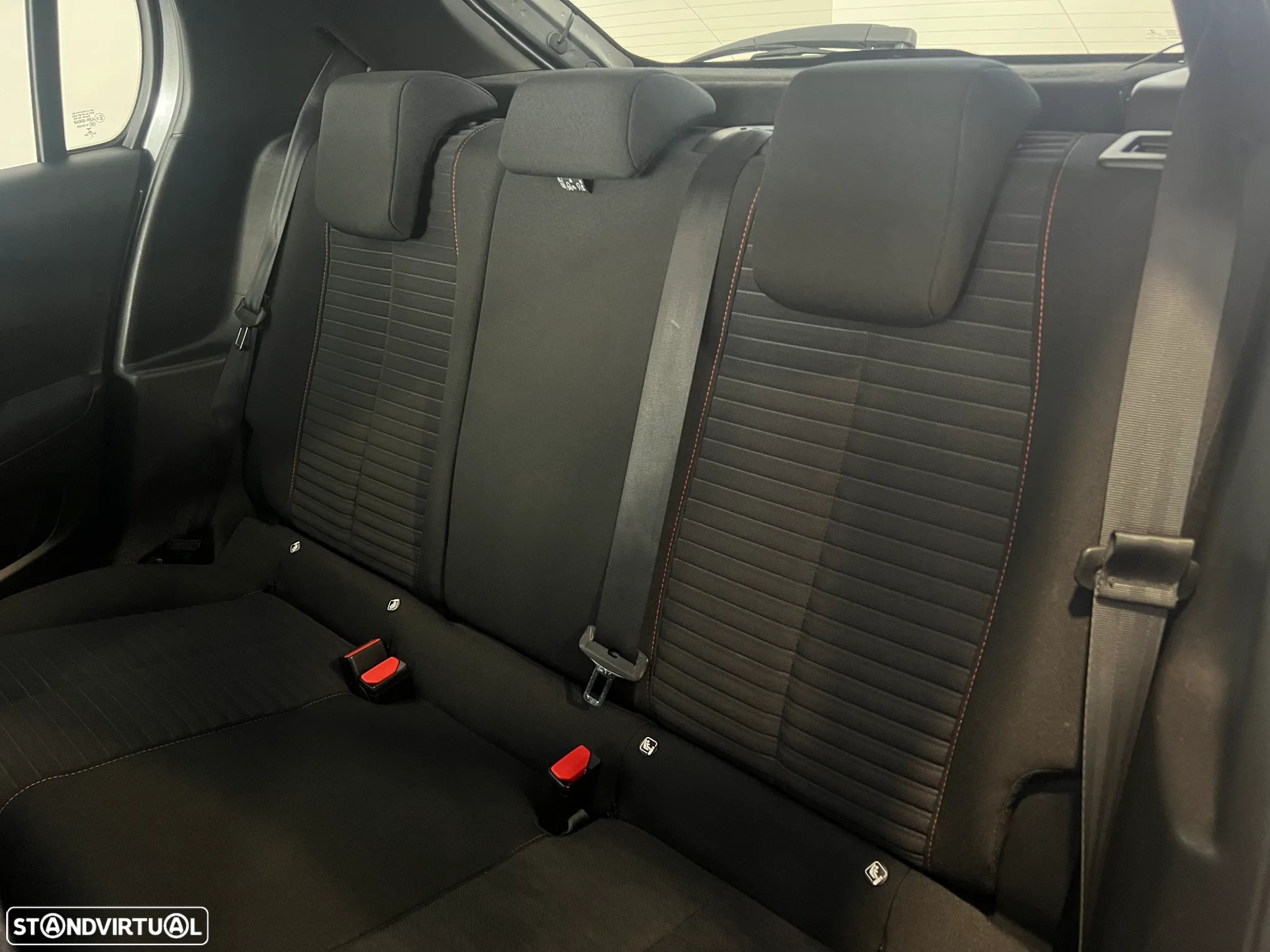 Peugeot 208 1.2 PureTech Active Pack - 15