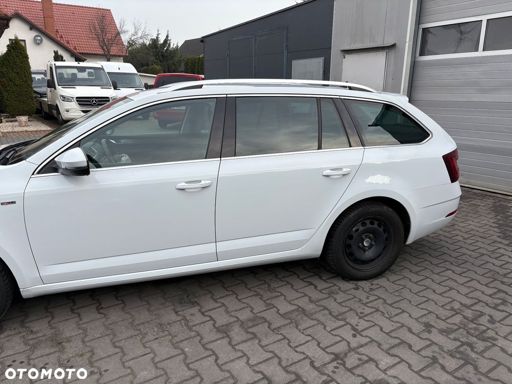 Skoda Octavia 2.0 TDI DSG Soleil - 8