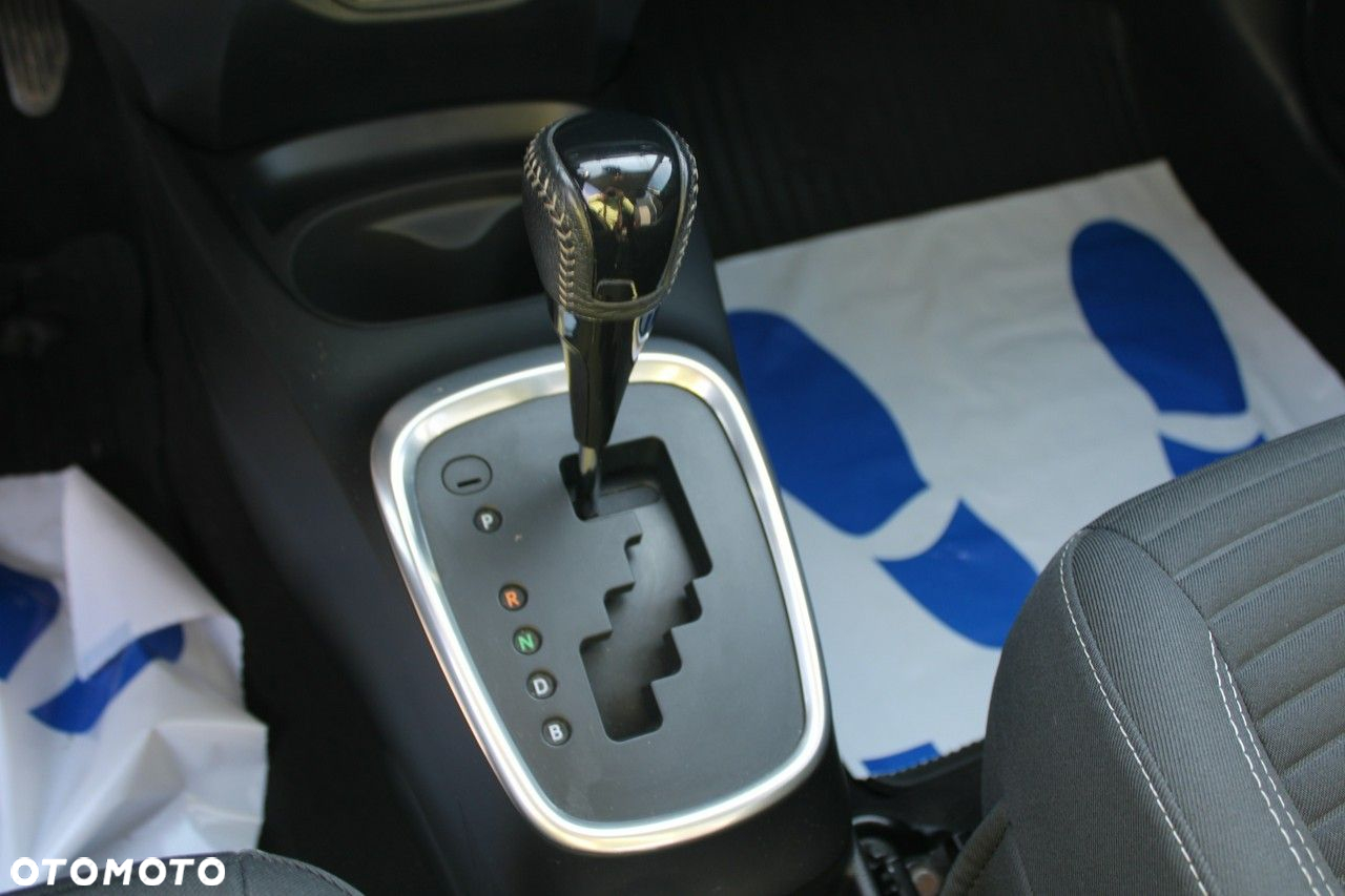 Toyota Yaris - 26