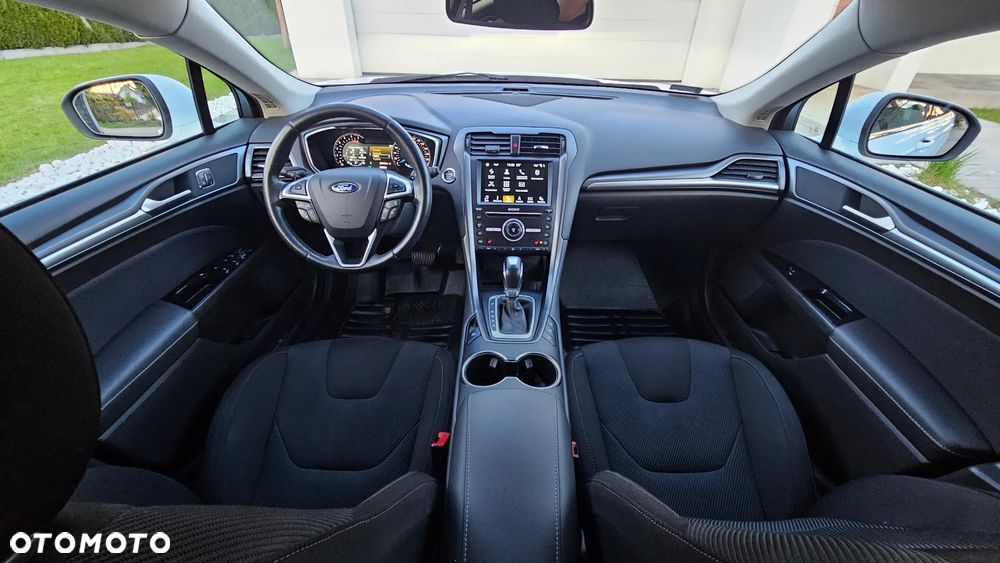 Ford Mondeo 2.0 TDCi Titanium PowerShift - 9