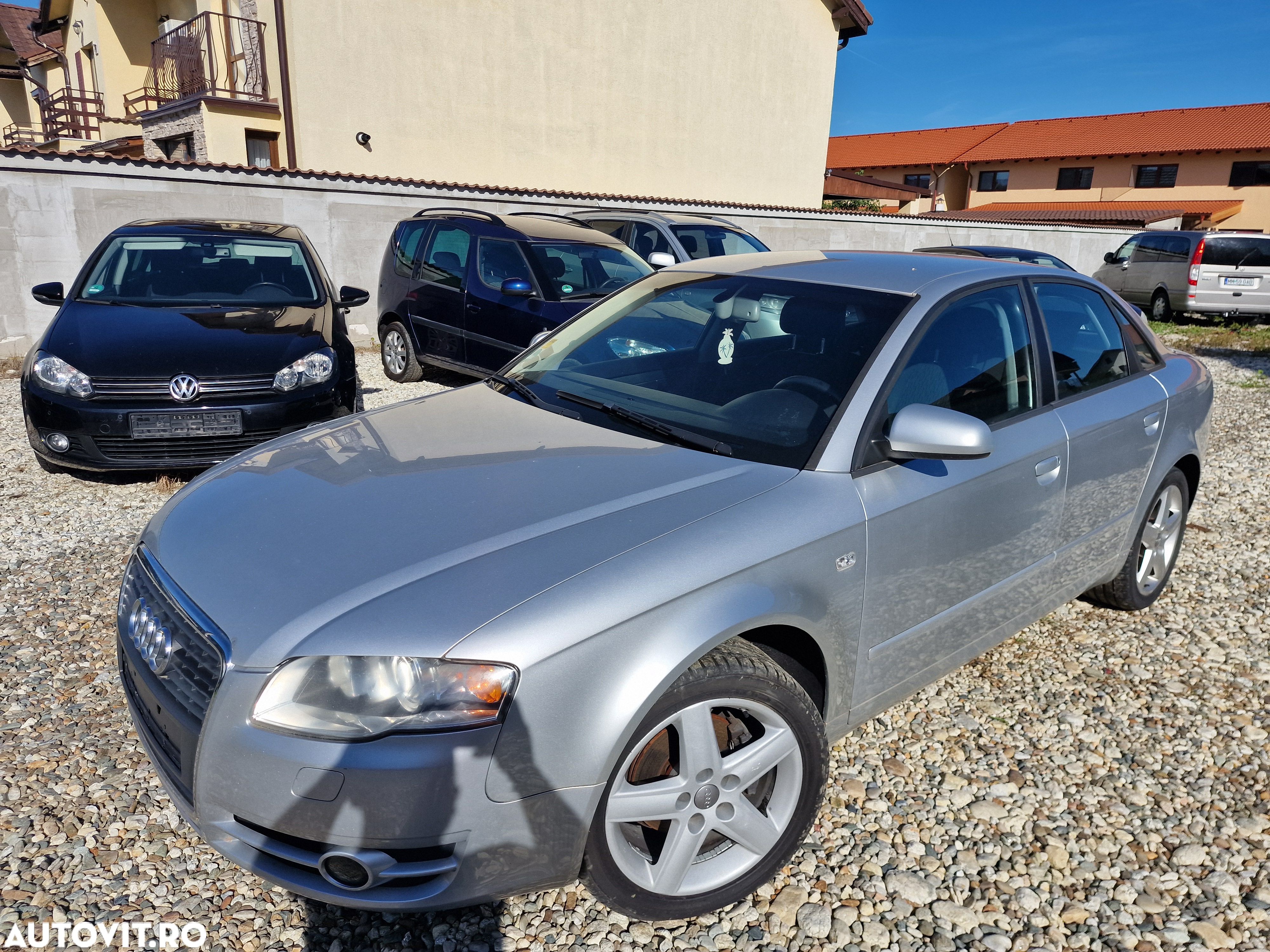 Audi A4 - 1