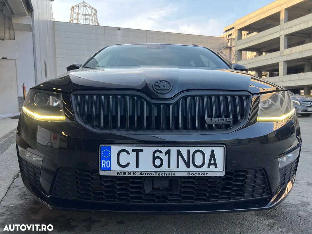 Skoda Octavia 2.0 TDI DSG RS - 11