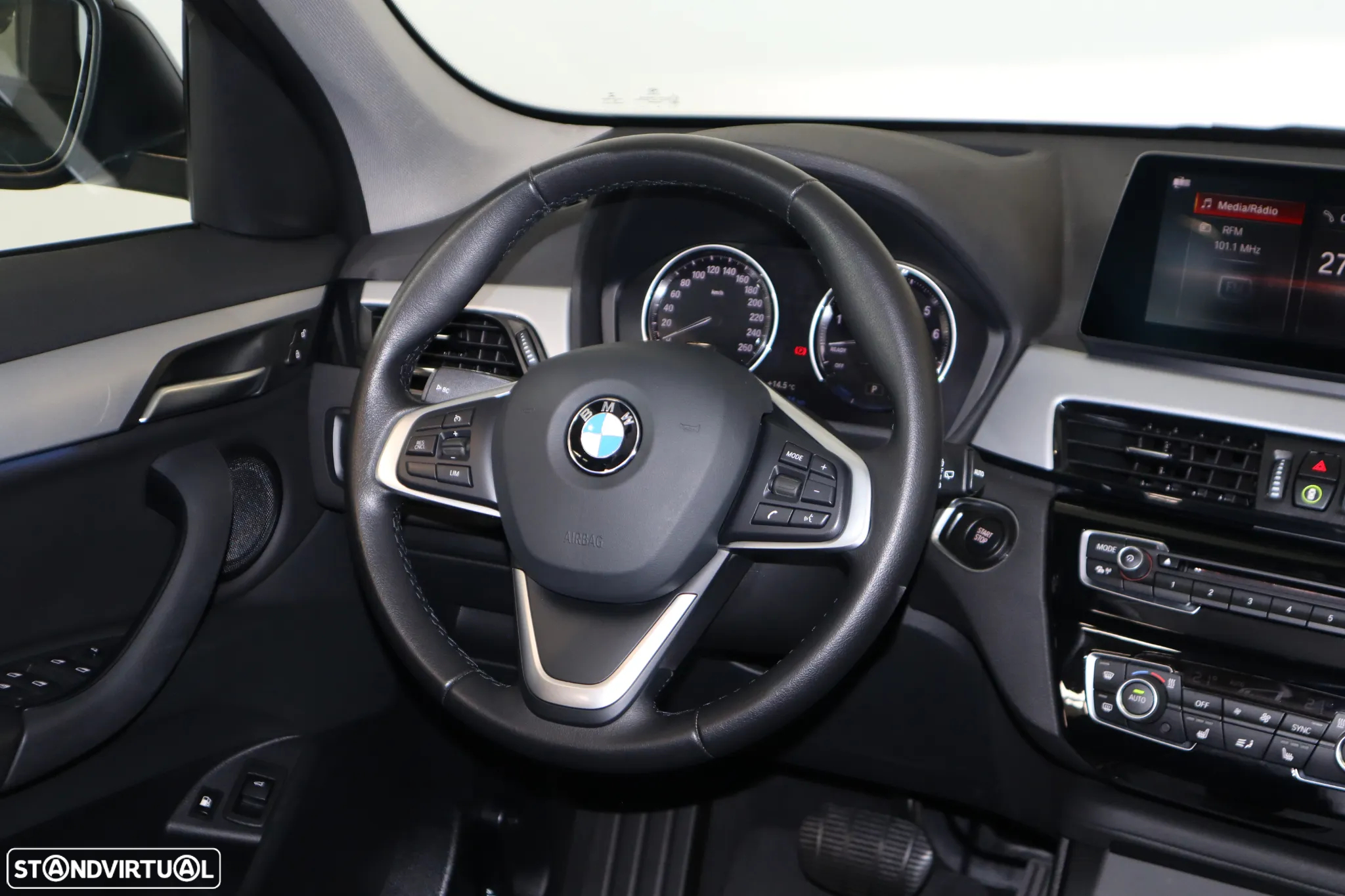 BMW X1 25 e xDrive Line Sport - 14