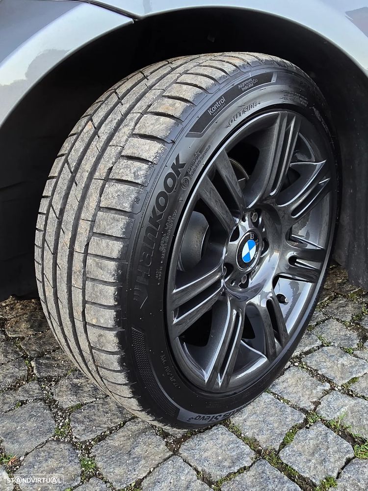 BMW 320 d Touring Auto - 11