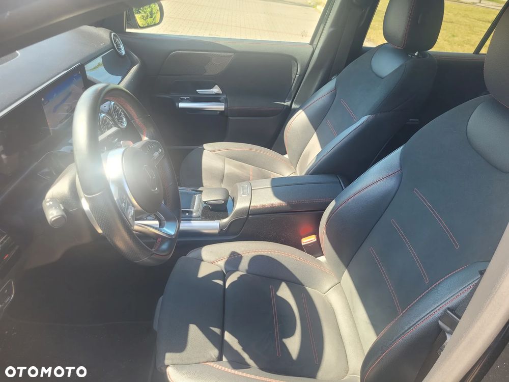 Mercedes-Benz GLA 200 d 8G-DCT AMG Line - 9