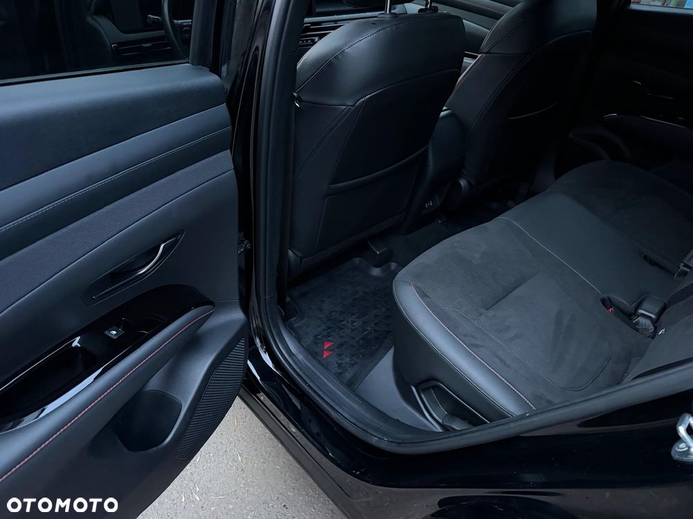 Hyundai Tucson 1.6 T-GDi 48V-Hybrid 4WD DCT N Line - 12