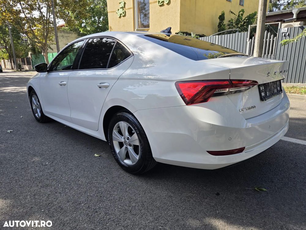 SKODA Octavia 2022 — imagine 7