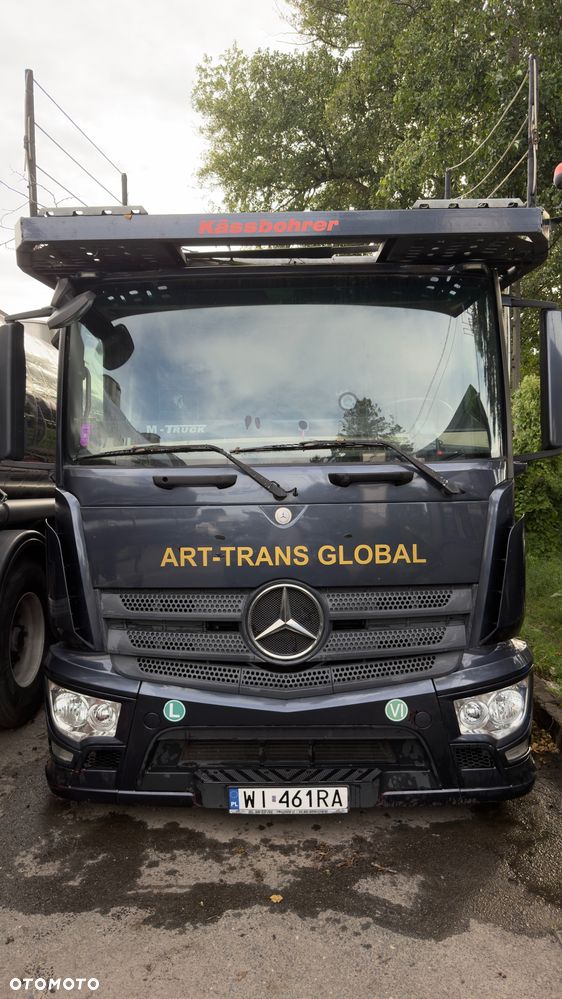 Mercedes-Benz Actros - 4