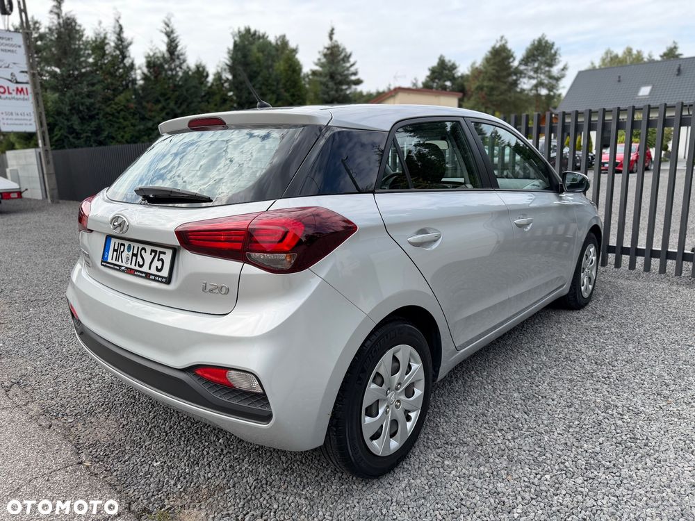 Hyundai i20 1.2 - 6