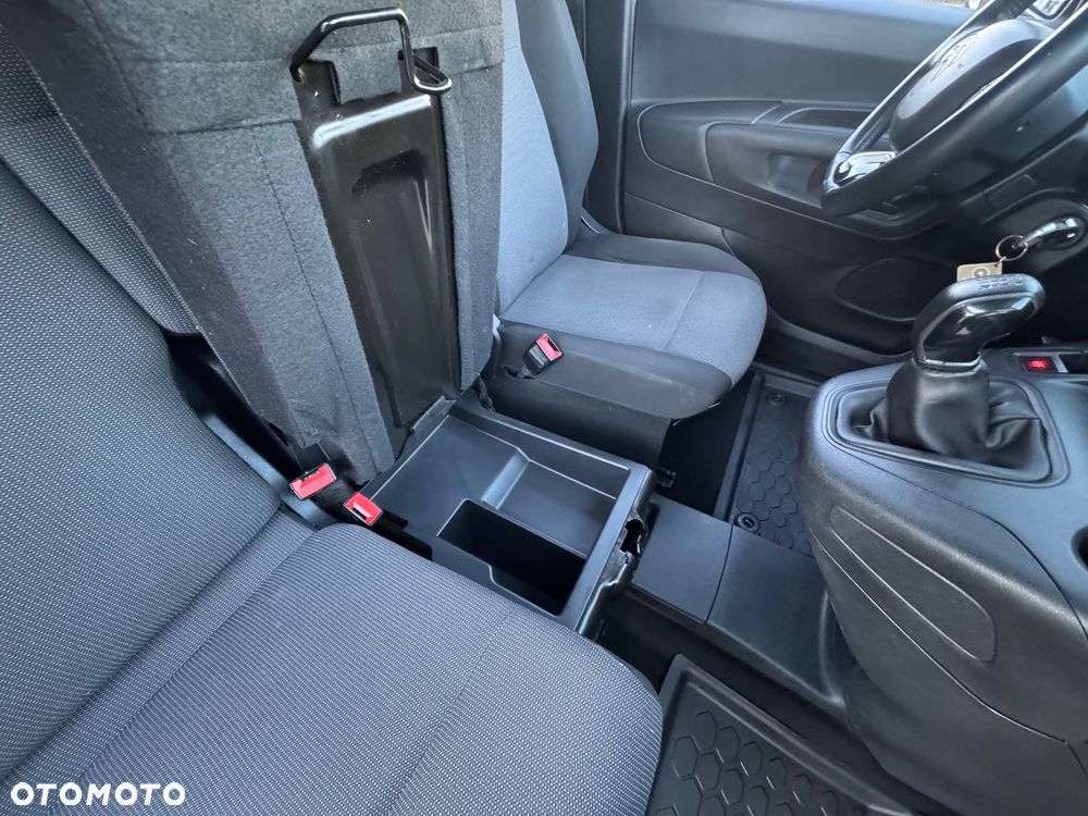 Citroën BERLINGO - 36