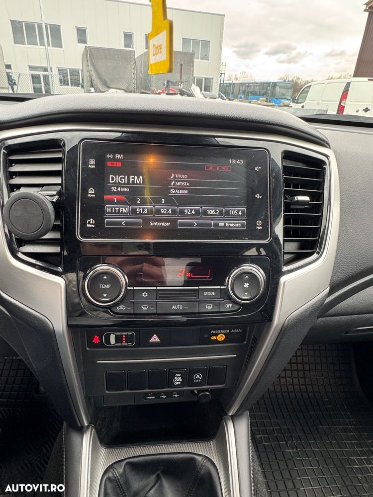 Mitsubishi L200 Double Cab 2.2 DI-D M/T Invite - 9