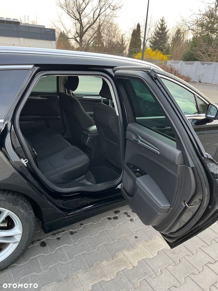 Ford Mondeo 2.0 TDCi Titanium PowerShift - 18