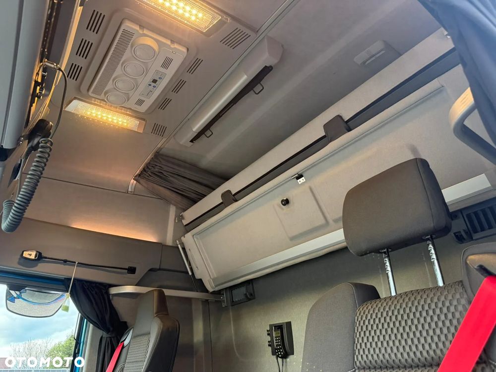 Renault T480 HIGH CAB // KLIMA POSTOJOWA // LED // METALIK - 37