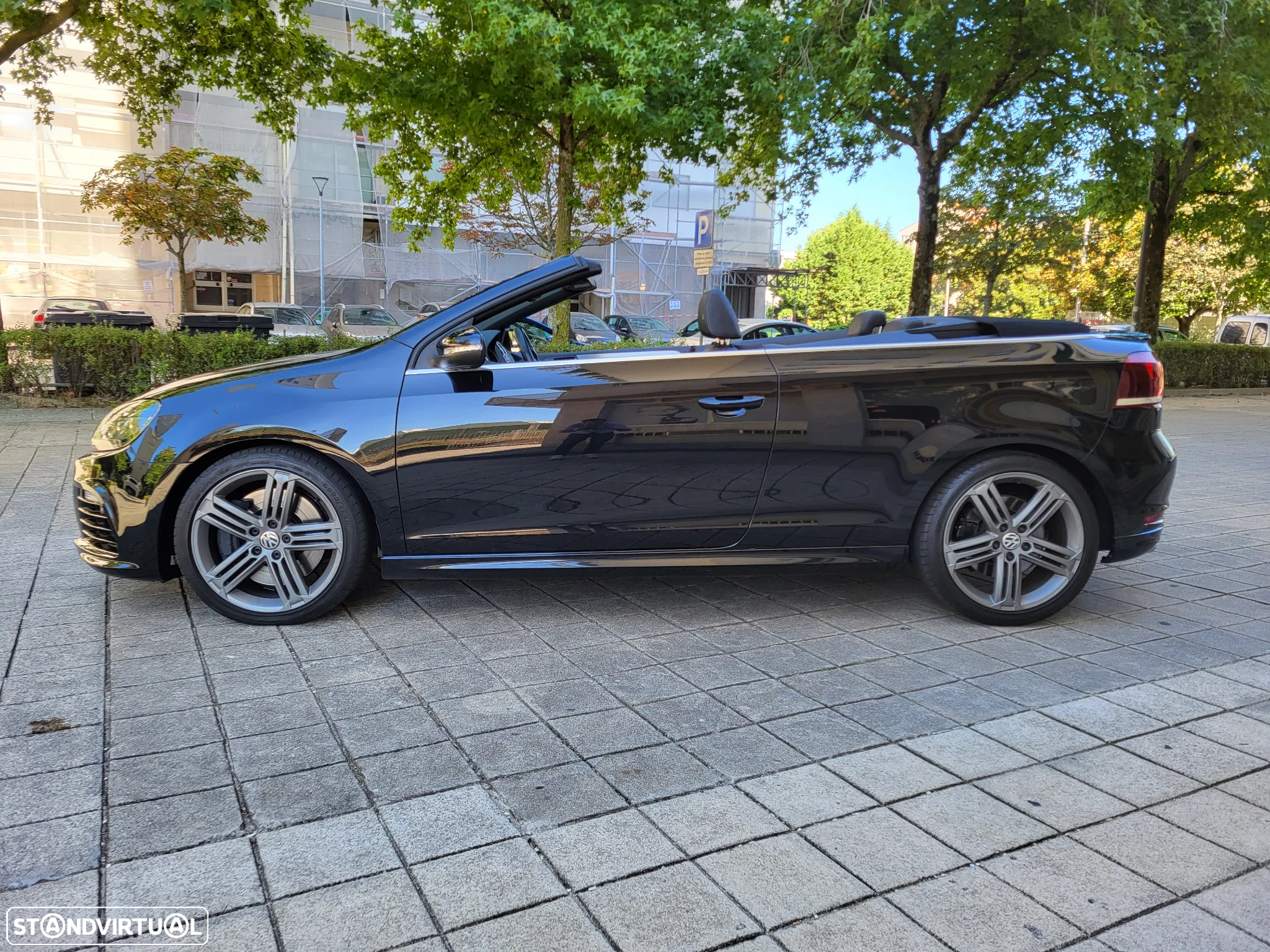 VW Golf Cabriolet R DSG - 20