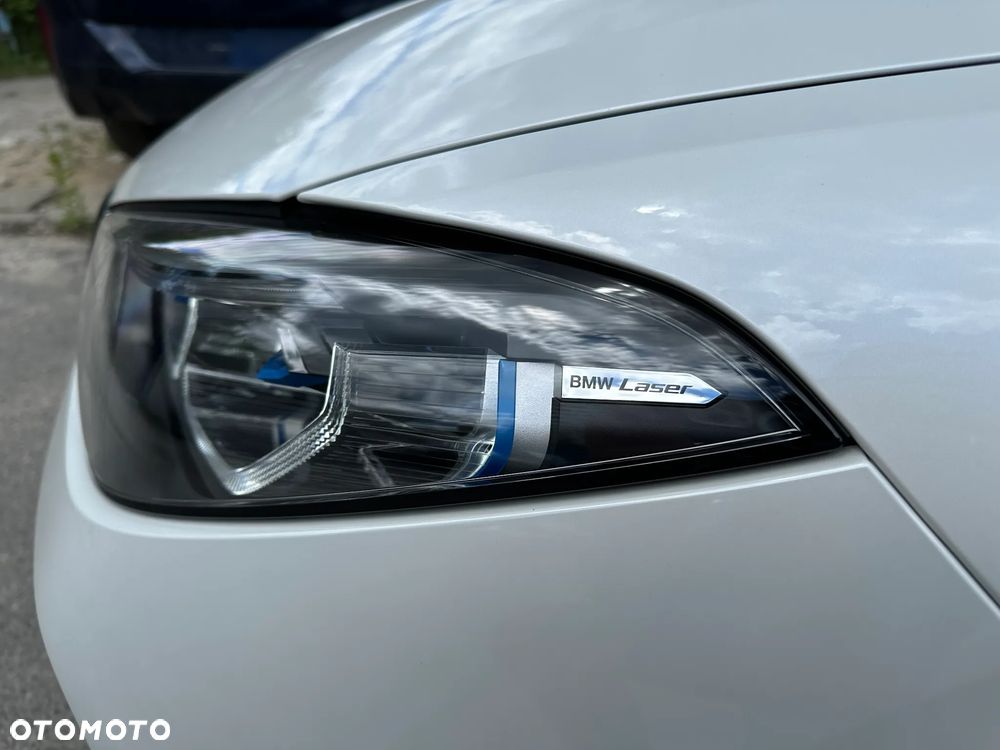 BMW Seria 8 M850i xDrive - 23