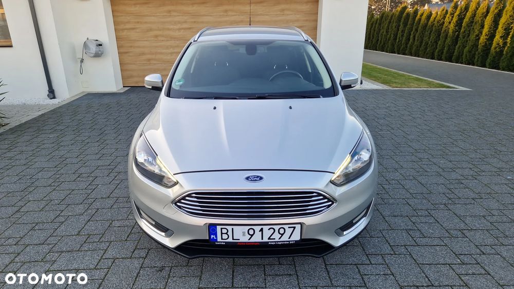 Ford Focus 1.5 EcoBlue STart-Stopp-System TITANIUM - 2