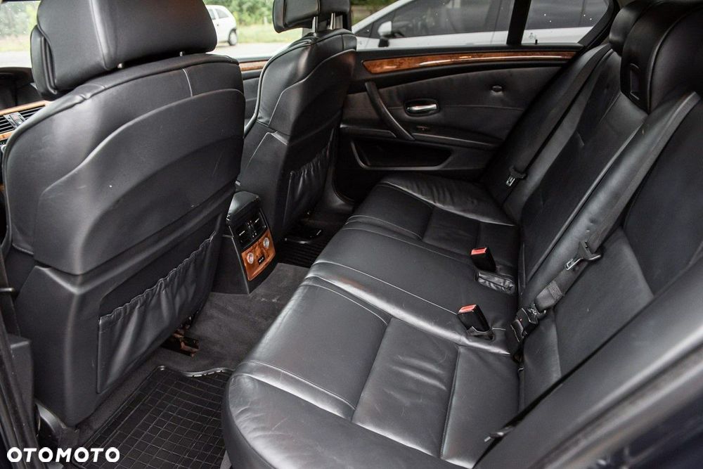 BMW Seria 5 523i Edition Sport - 7
