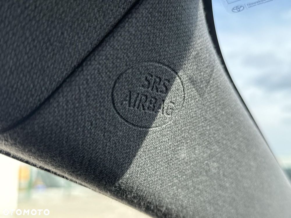 Toyota Corolla 1.8 Hybrid Comfort - 20