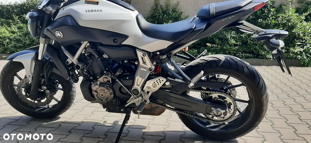 Yamaha MT - 7