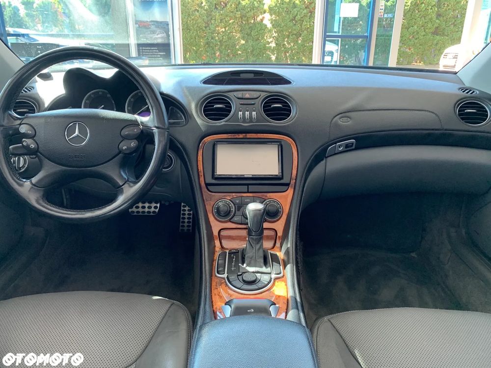 Mercedes-Benz SL 500 - 13