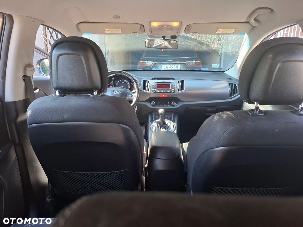 Kia Sportage 2.0 L - 7