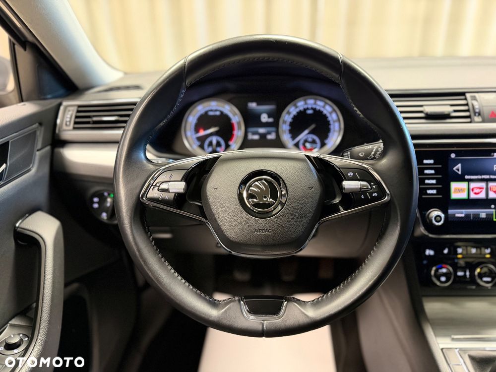 Skoda Superb 1.5 TSI Ambition - 11