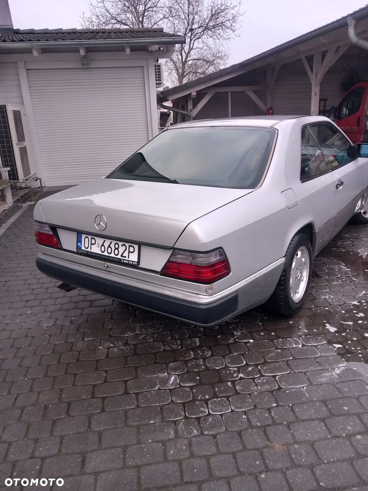 Mercedes-Benz W124 (1984-1993) - 8