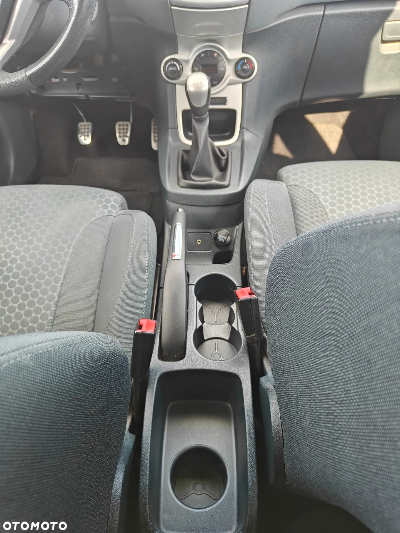 Ford Fiesta 1.6 Ti-VCT Sport - 16