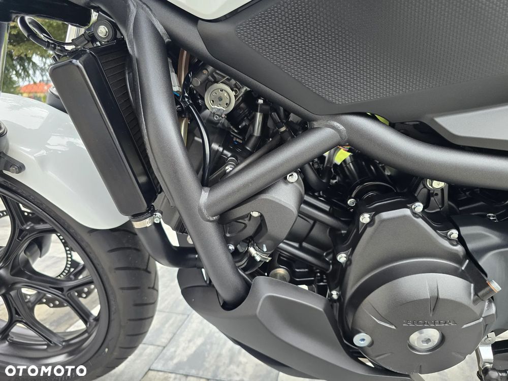 Honda NC - 16