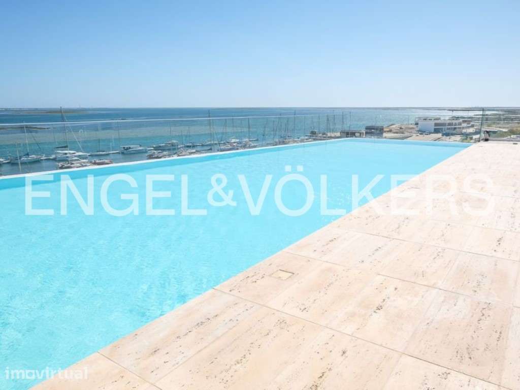 Apartamento Mobilado com Vista Mar e Piscina em Olhão - Grande imagem: 2/17